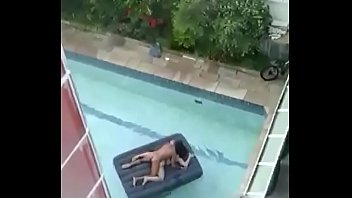 Hardsex on pool