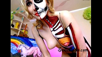 Bodypainted blonde chick masturbates sexiecam