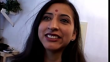Indian wife wants to get her first double penet