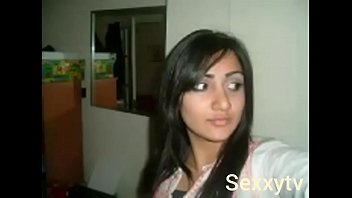 Hot sexy indian girl nadia nude dance