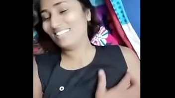 Swathi naidu latest boob pressing clip