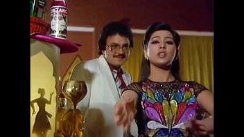 Rajinikanth sarath babu amp pallavi in yenakkuthan velaikaran tamil songs youtube 360p