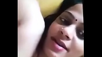 Desi mallu aunty fingering and showing boobs whatsapp leak video