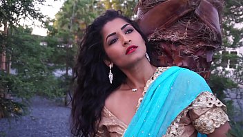 Desi bhabi maya rati in hindi song maya