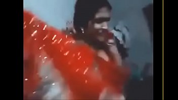 Desi chudai of beautiful indian village wife in saree enjoying with husband