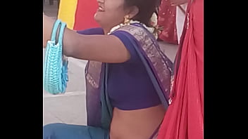 Sexy aunty navel in saree in apartment