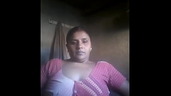 Indian aunty selfie