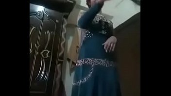 Muslim hot girlfriend undress