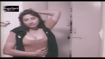 Mallu desi seducing a boy in soap lathered tub