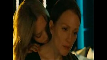 Julianne moore fuck daughter in chloe movie